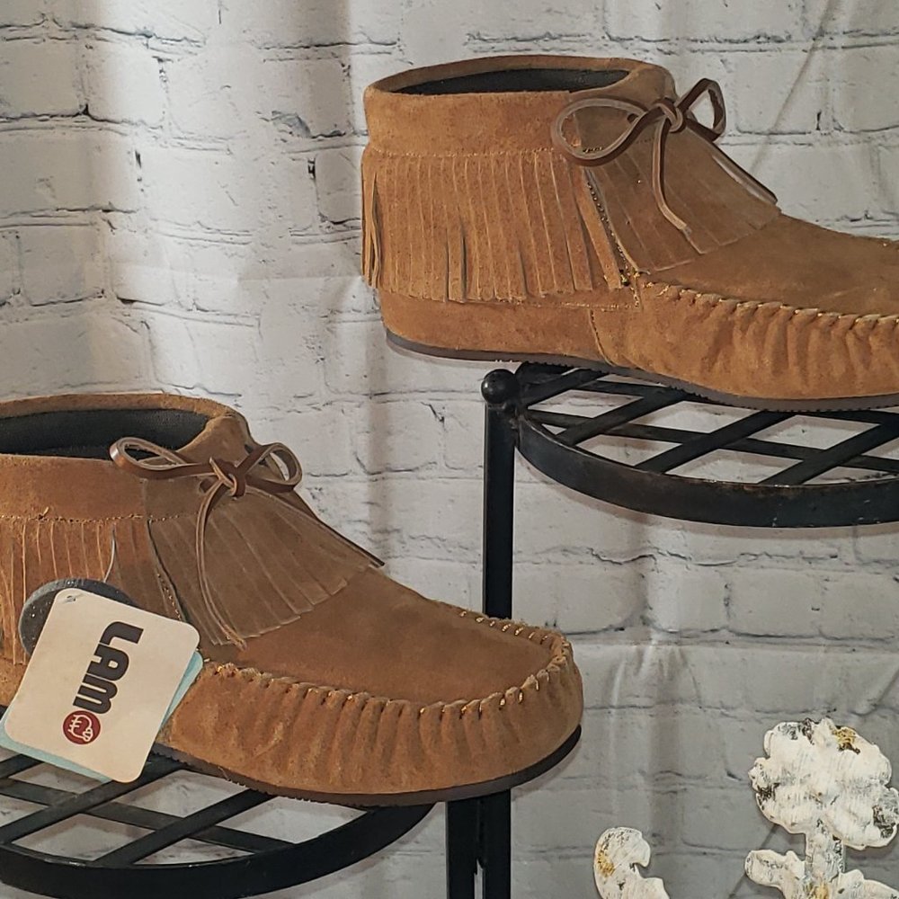 NWT Lamo Ava's for Women